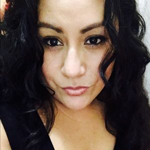 Meet your Posher, Fernanda